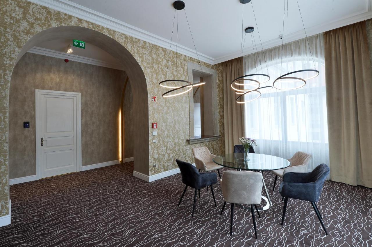 1552 Boutique Hotel Eger Exterior foto